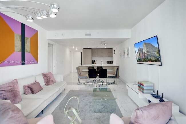 Building Photo - 1300 S Miami Ave