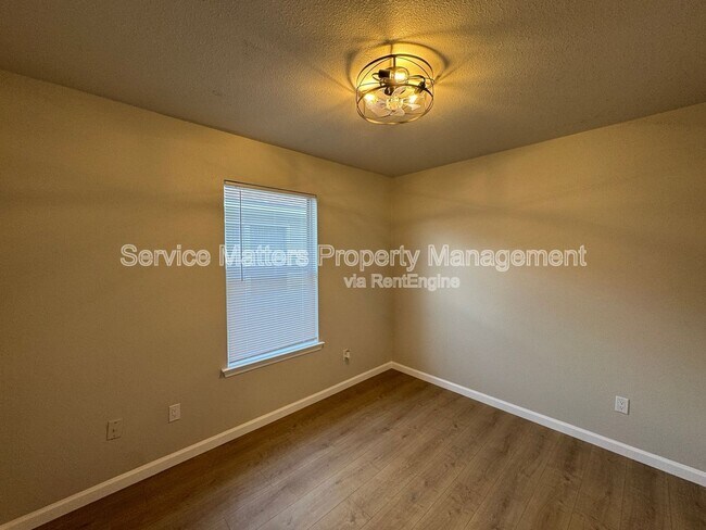 Building Photo - 10520 Wilderness Ln