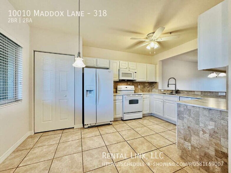 Building Photo - 10010 Maddox Ln