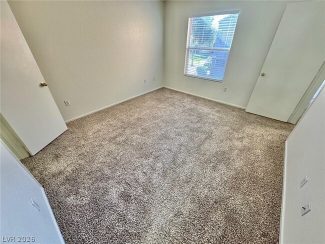 Building Photo - 555 E Silverado Ranch Blvd