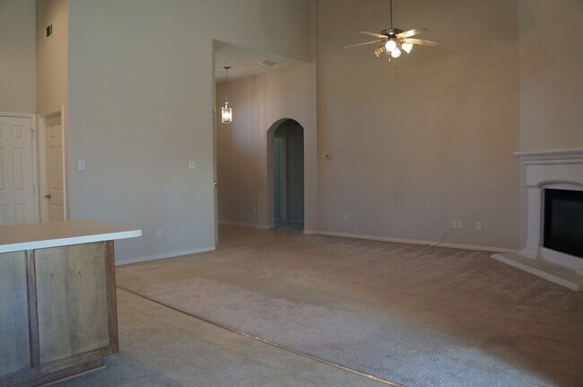 Building Photo - 2756 Red Wolf Dr