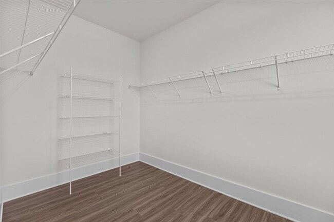 Building Photo - Gorgeous New Construction!  Updated Kitche...