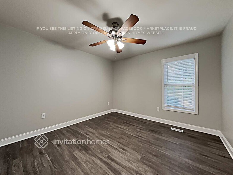 Building Photo - 855 Loch Lomond Cir