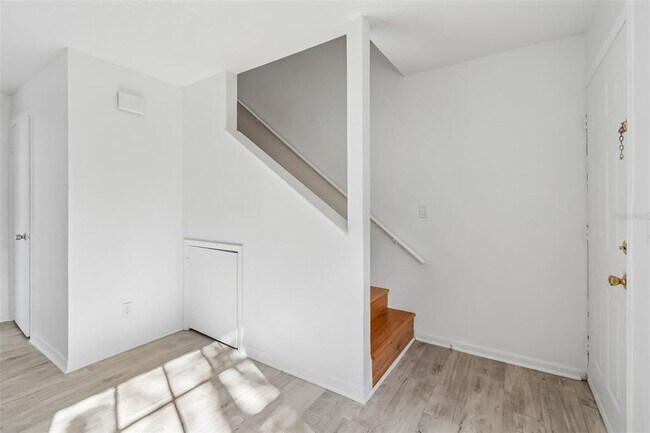 Building Photo - 5182 Sunridge Palms Dr