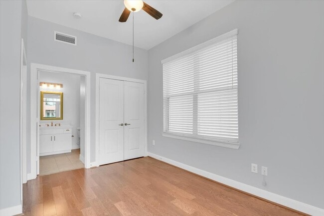 Building Photo - 300 St Joseph Pkwy