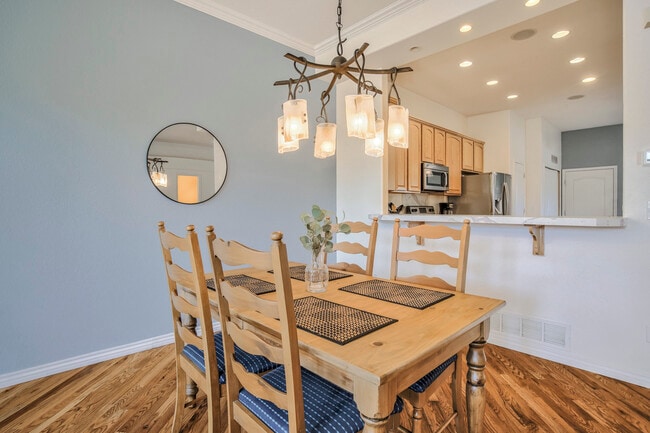 Building Photo - 4884 Sanctuary Grove