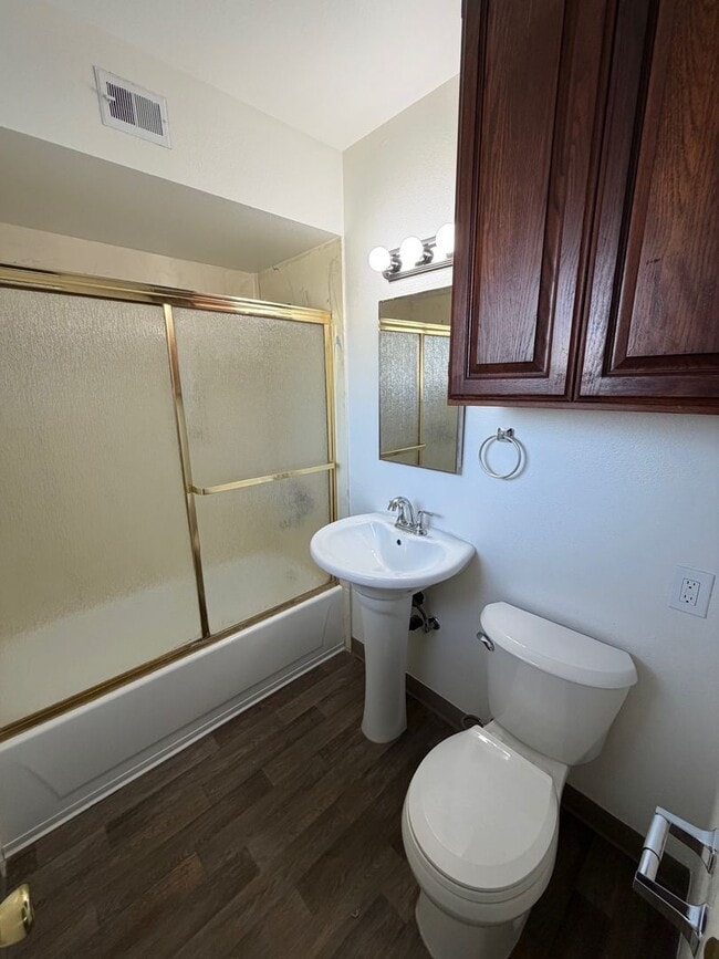 Building Photo - 3BR/2BA House in Rolando Village with 2 car garage, new paint and new carpet & flooring, Availabl...