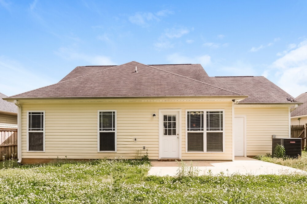 Building Photo - 224 Stonecreek Pl