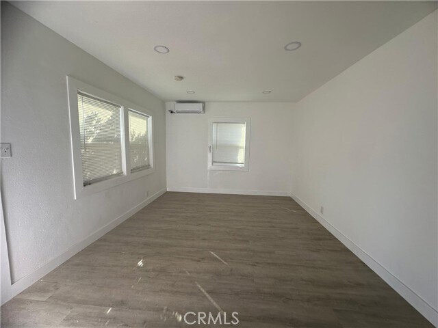 Building Photo - 119 S Collwood Ave