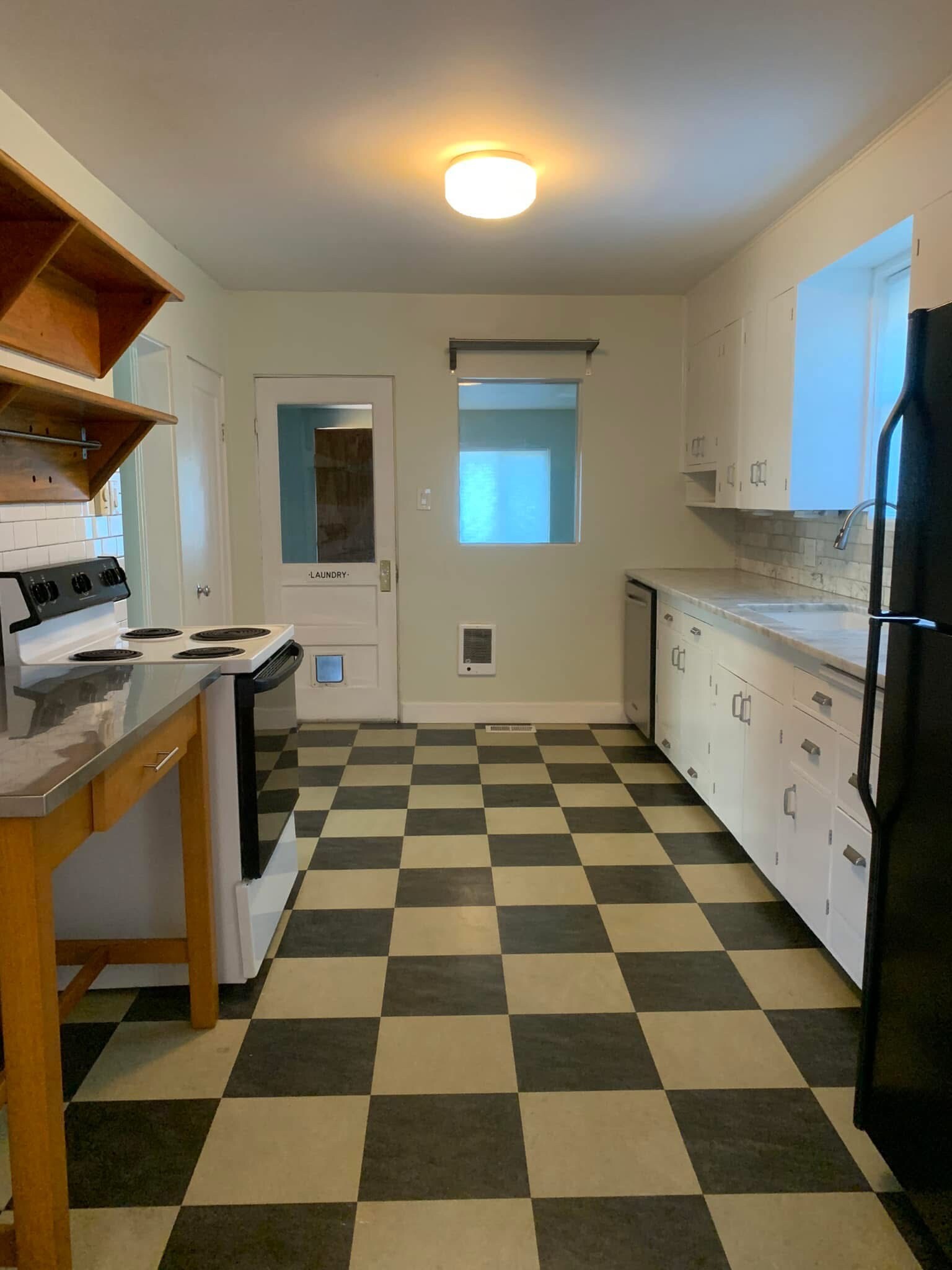 Building Photo - 7225 SE 60th Ave