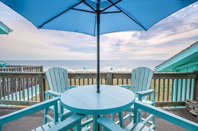 Building Photo - OFF-SEASON FURNISHED RENTAL