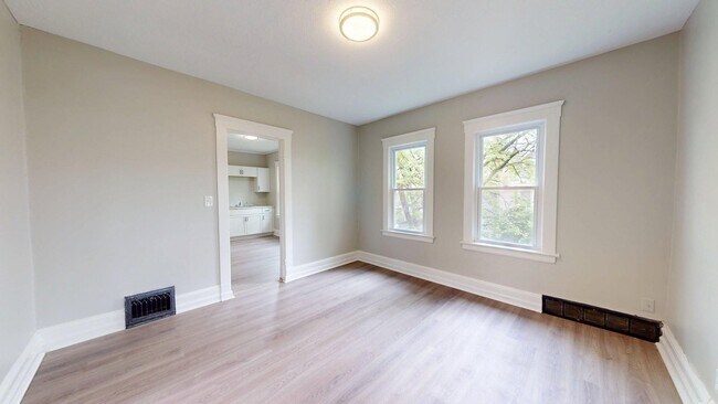 Building Photo - 4202 Ardmore Ave