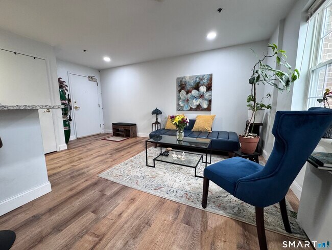 Building Photo - 59 Courtland Ave