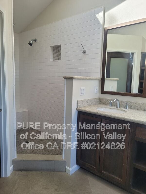 Building Photo - 24791 Northcrest Ln