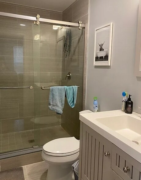 Building Photo - 92 Calumet St