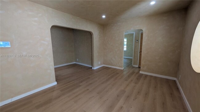 Building Photo - 1431 NW 26th St