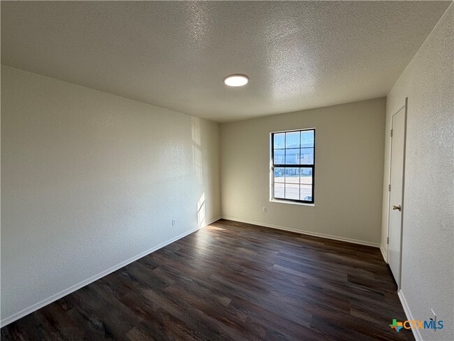 Building Photo - 1107 Shanarae Cir