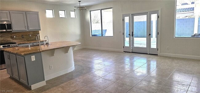 Building Photo - 8066 Sunset Creek St