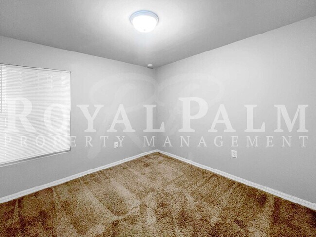 Building Photo - 4BR/2BA in Vistanna Villas – Gated Community, Pool, Lawn Care Included | Apply by 12/15 for $500 ...