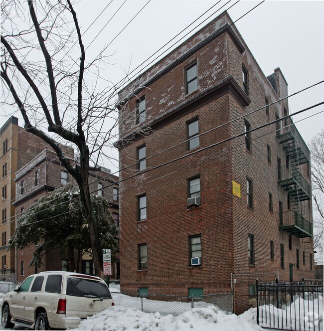 Building Photo - 48 S 2nd Ave