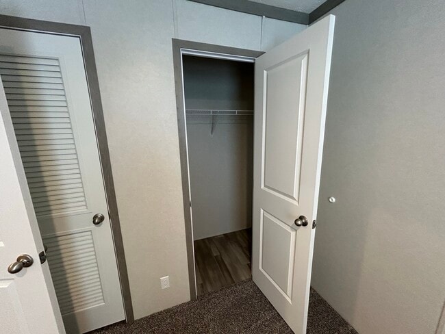 Building Photo - 701 Hawaii