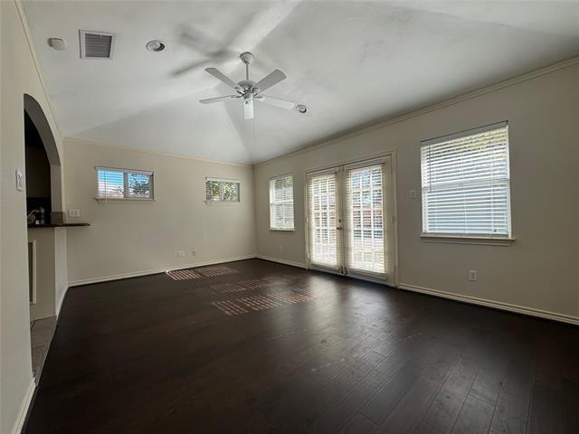 Building Photo - 4918 Thrush St