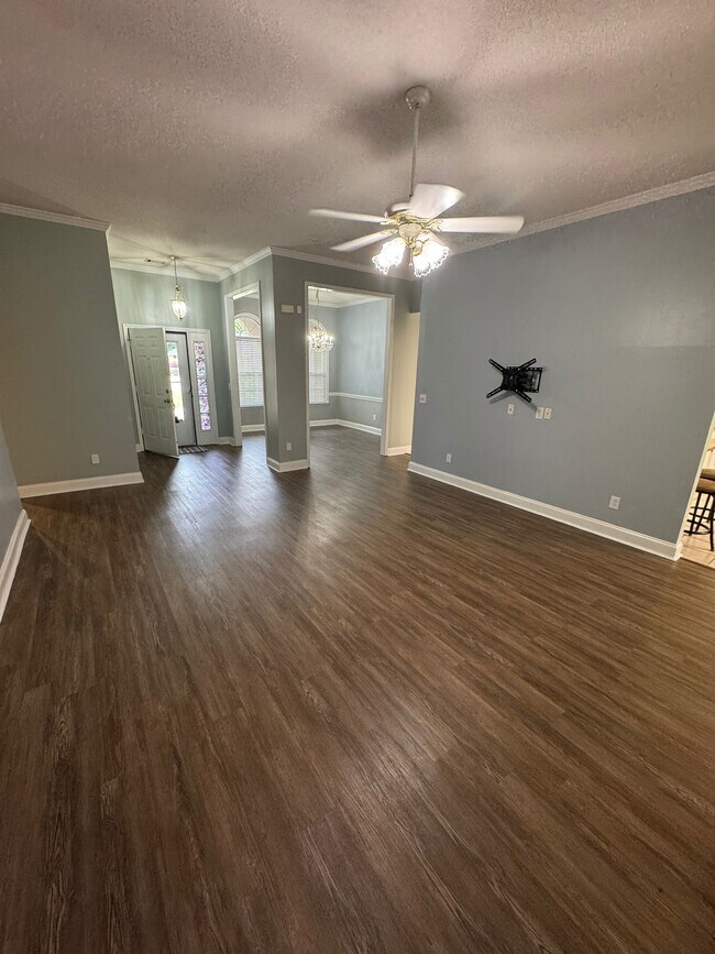 Building Photo - 111 Weatherstone Pl