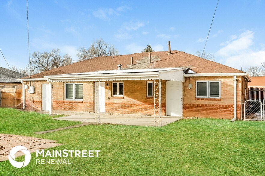 Building Photo - 1048 Quari St