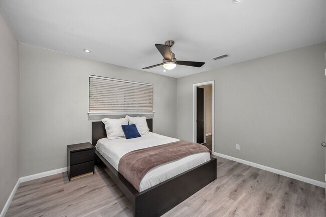 Building Photo - 3106 Salem Ct