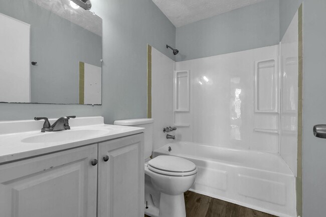 Building Photo - 2162 Fitzroy Dr