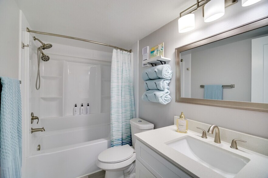 Building Photo - 3180 N Atlantic Ave