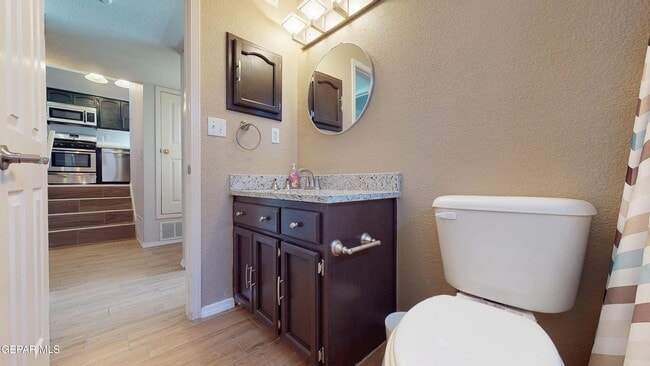 Building Photo - 7580 Plaza Taurina Dr