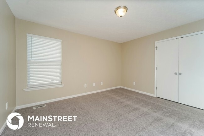 Building Photo - 4301 Willowview Blvd