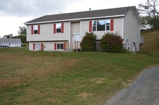 Building Photo - 371 NY-284