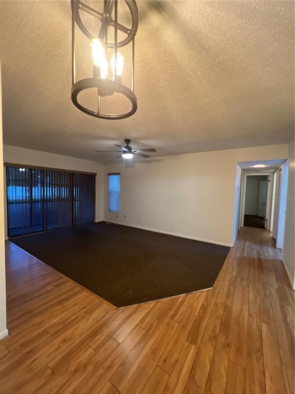 Building Photo - 1313 S Pine Ridge Cir