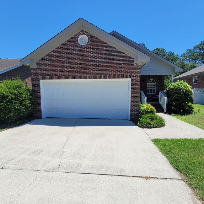 Primary Photo - Welcome to this beautiful 3 bedroom, 2 bathroom house located in Cypress Island Subdivision .