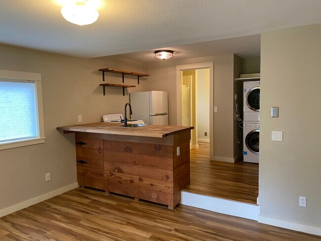 View of kitchen & bathroom - 15539 Ashworth Ave N