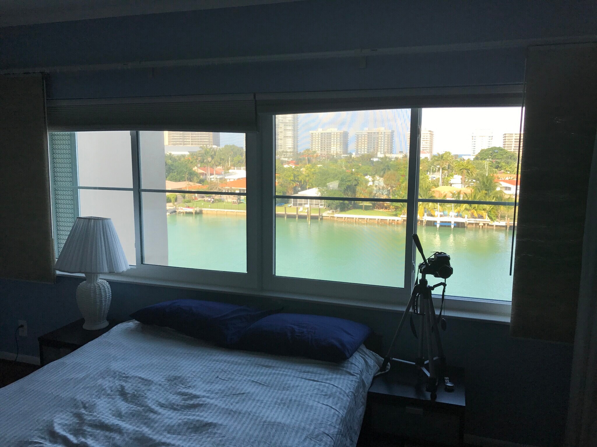 Building Photo - 9381 E Bay Harbor Dr