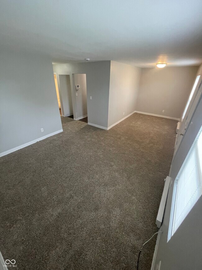 Building Photo - 2045 N Dearborn St