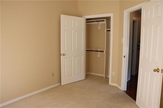 Building Photo - 4428 Buchanan Dr
