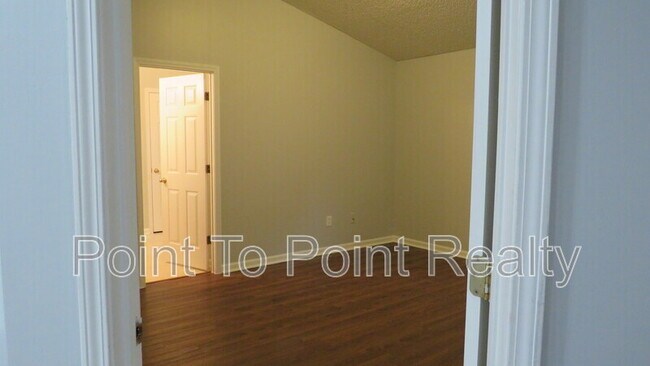 Building Photo - 1823 Sunchase Ct