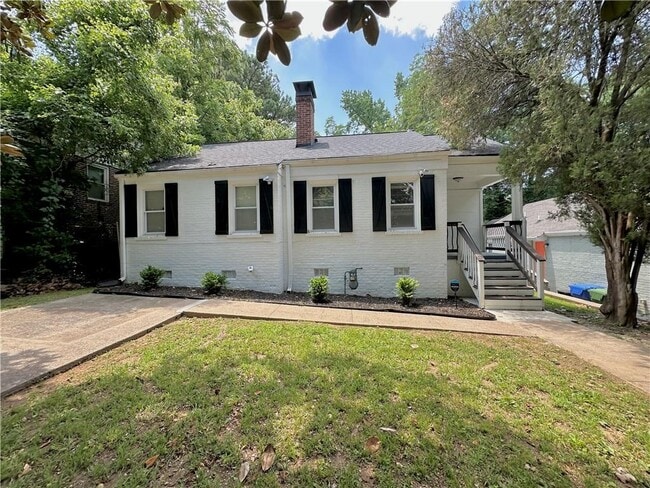 Primary Photo - 1764 Springview Rd NW