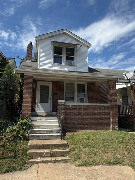 Primary Photo - 7707 Vermont Ave