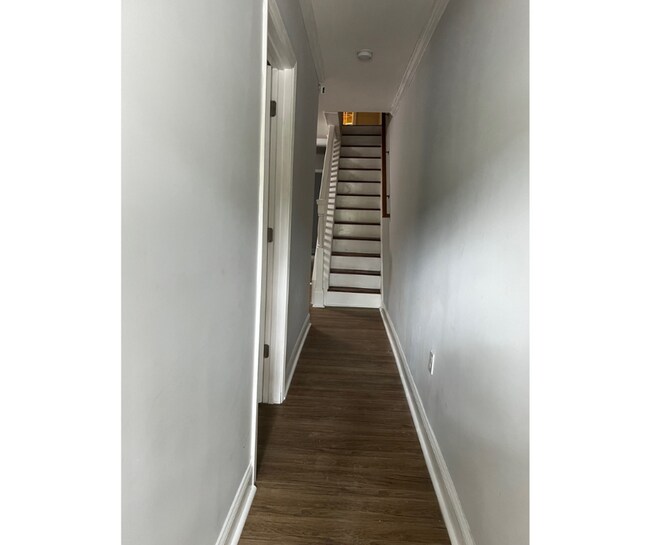 Building Photo - 2406 Wilkens Ave