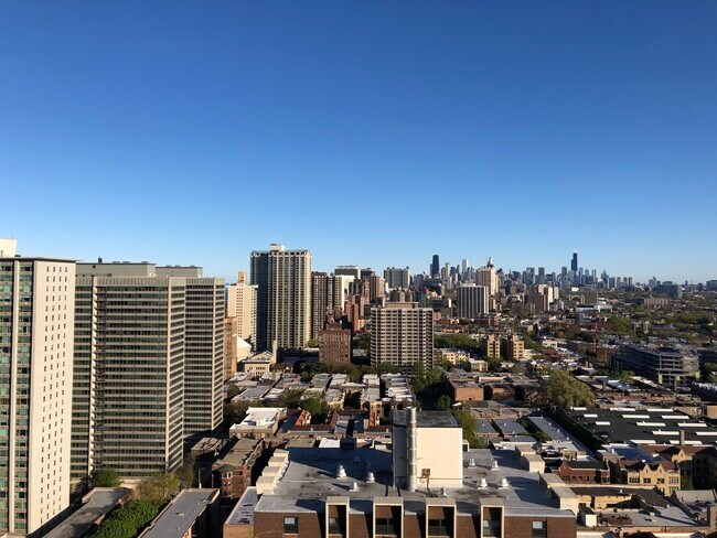 Building Photo - 3660 N Lake Shore Dr