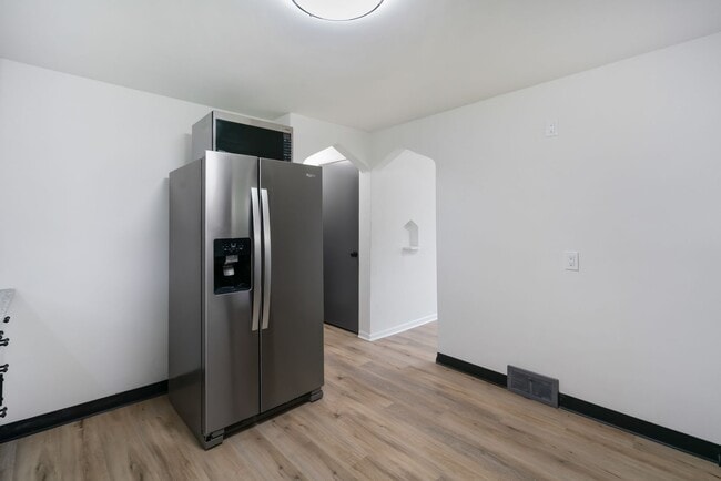 Building Photo - Stunning 3 bedroom home in Duquesne availa...