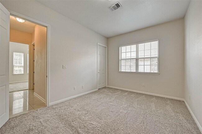 Building Photo - 11434 Elizabeth Brook Dr