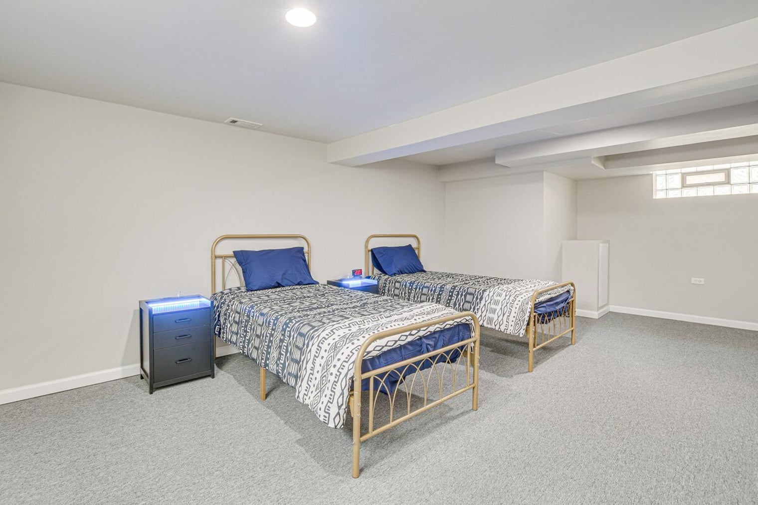 Building Photo - 12831 S Morgan St