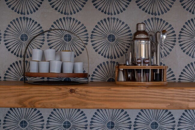 Building Photo - 1288 Cohasset Crest N