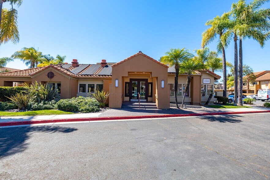 Building Photo - 15273 Maturin Dr